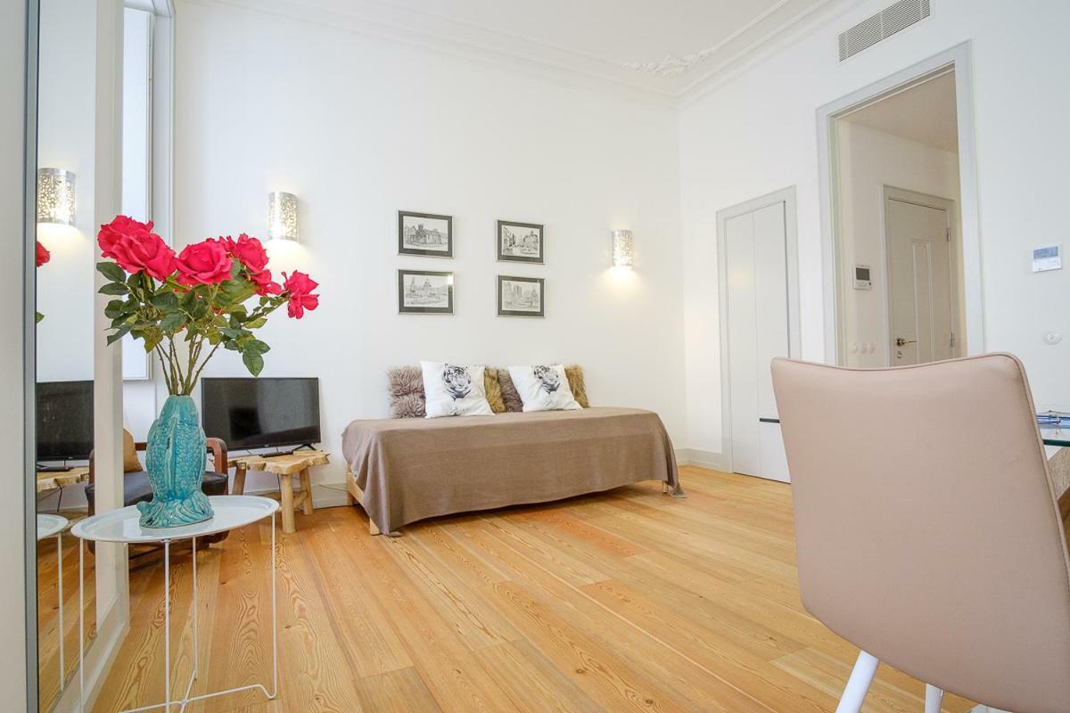 Superb Apartment In Historical Centre Lisboa Exteriör bild